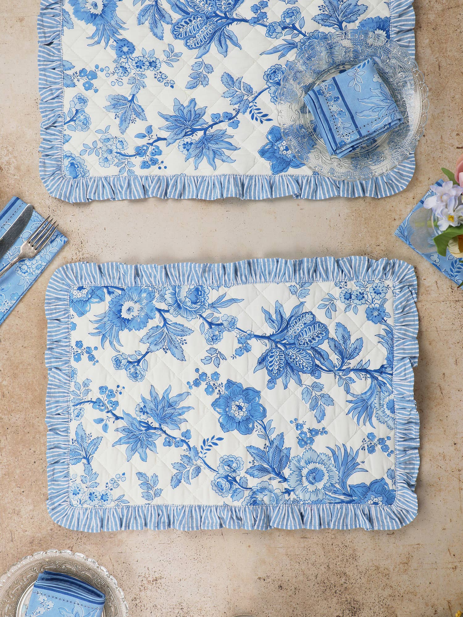Augustine Ruffle Quilted Placemat Set of 2 - Soft White